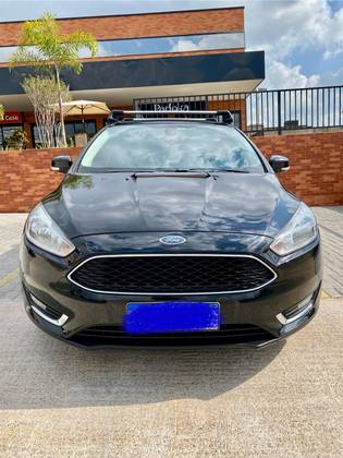 FORD FOCUS 2.0 SE FASTBACK 16V FLEX 4P POWERSHIFT FORD FOCUS 2.0 SE FASTBACK 16V FLEX 4P POWERSHIFT
